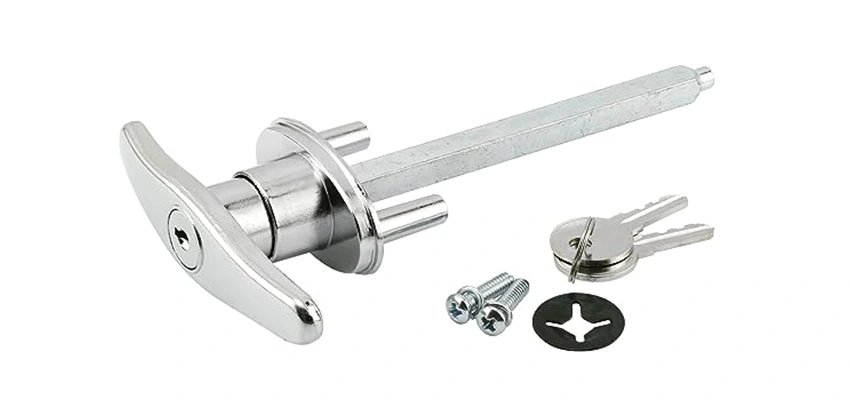Old Style Garage Door Locks Replacements in Pinole, California